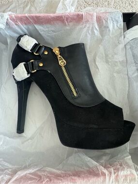 G by Guess women’s 10 NEW